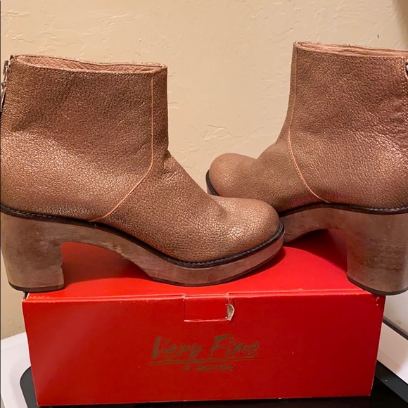 Gold platform clog boots new Calou Stockholm - Picture 4 of 6